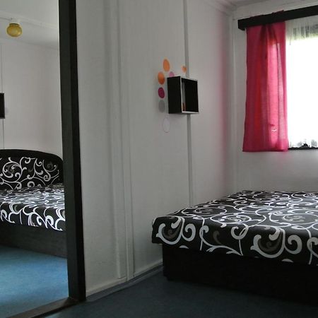 Juniorcamp Nova Zivohost Hotel Křečovice Eksteriør billede