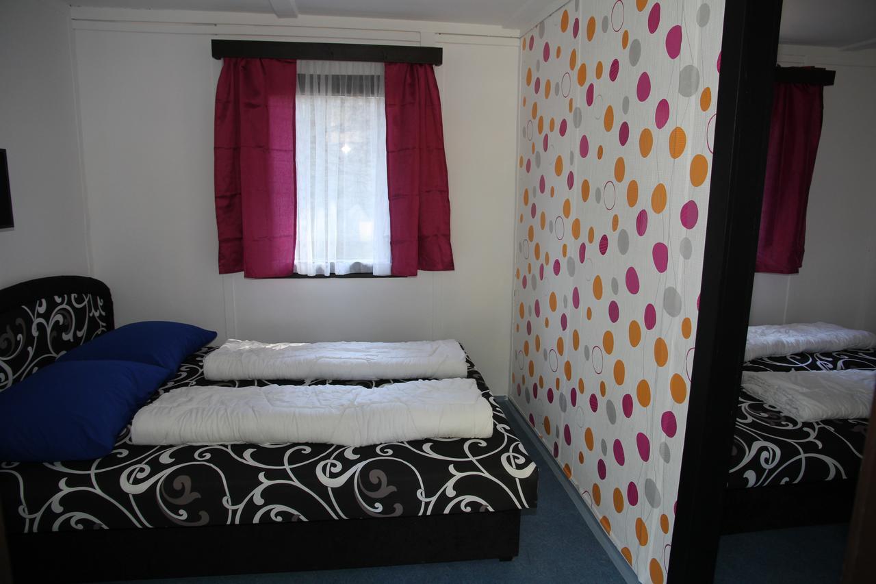 Juniorcamp Nova Zivohost Hotel Křečovice Eksteriør billede
